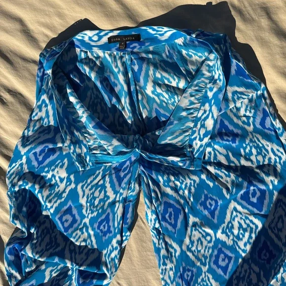 DORA LANDA Silk Ikat Print Wide Leg Trousers - Picture 7 of 16